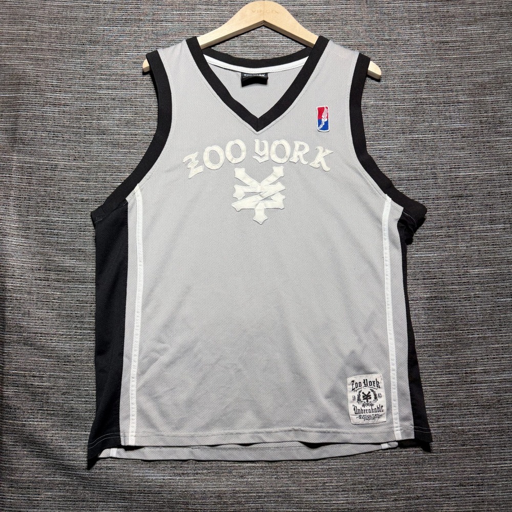 Zoo York Basketball Jersey Men XL Gray SS Unbreakable Mesh Streetwear Tank Y2K